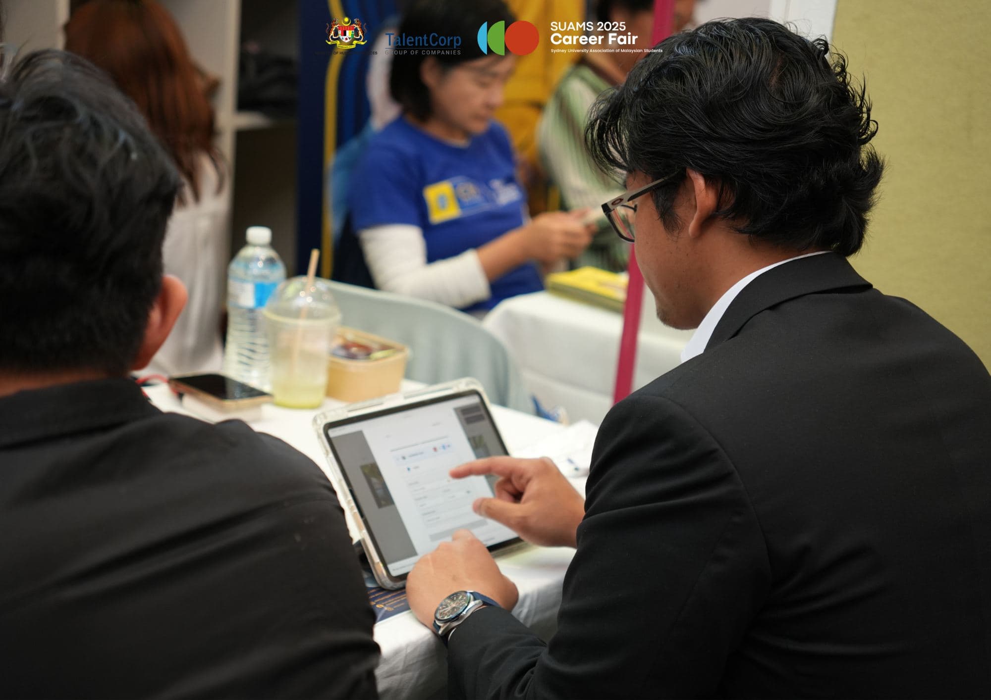 An on-the-day interview between an employer and a student at SUAMS Career Fair 2025